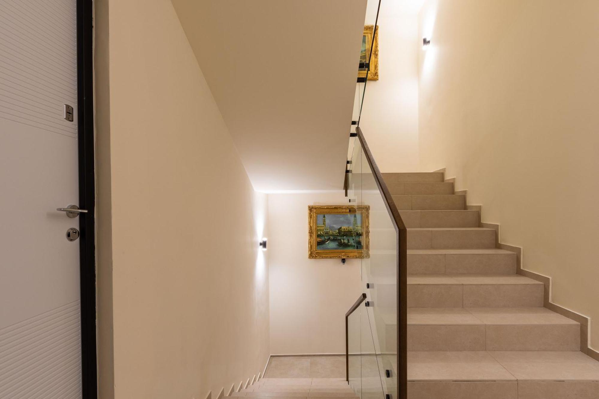 Apartment Center Old Vaikor *